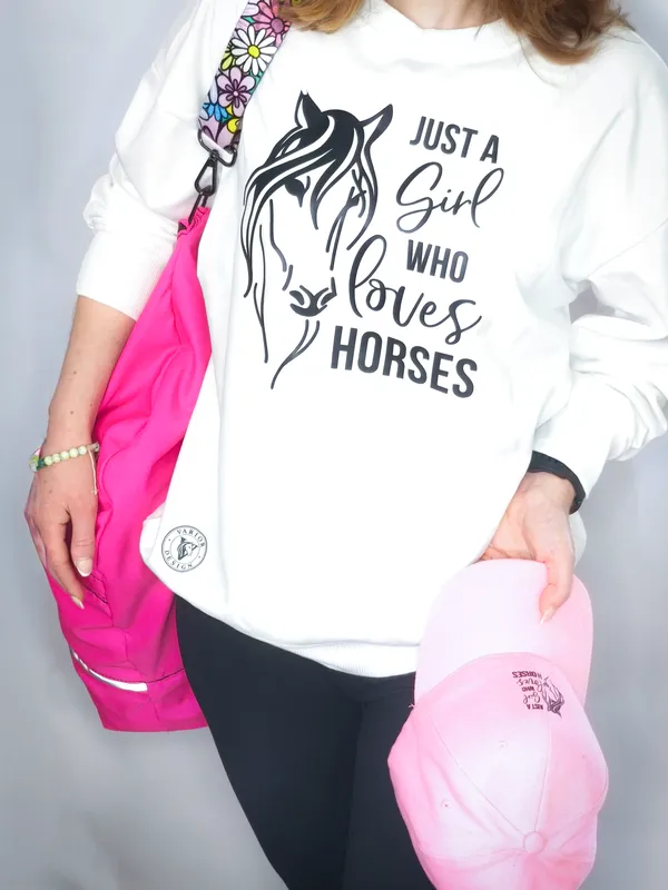 Mikina JUST A GIRL WHO LOVES HORSES bílá