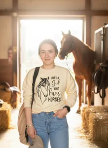 Mikina JUST A GIRL WHO LOVES HORSES  béžová